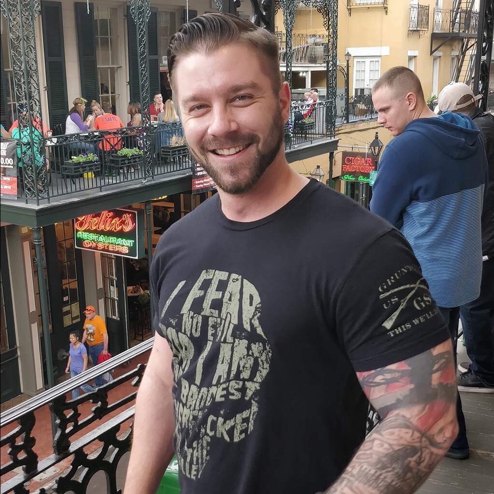 Meet your Posher, Cory